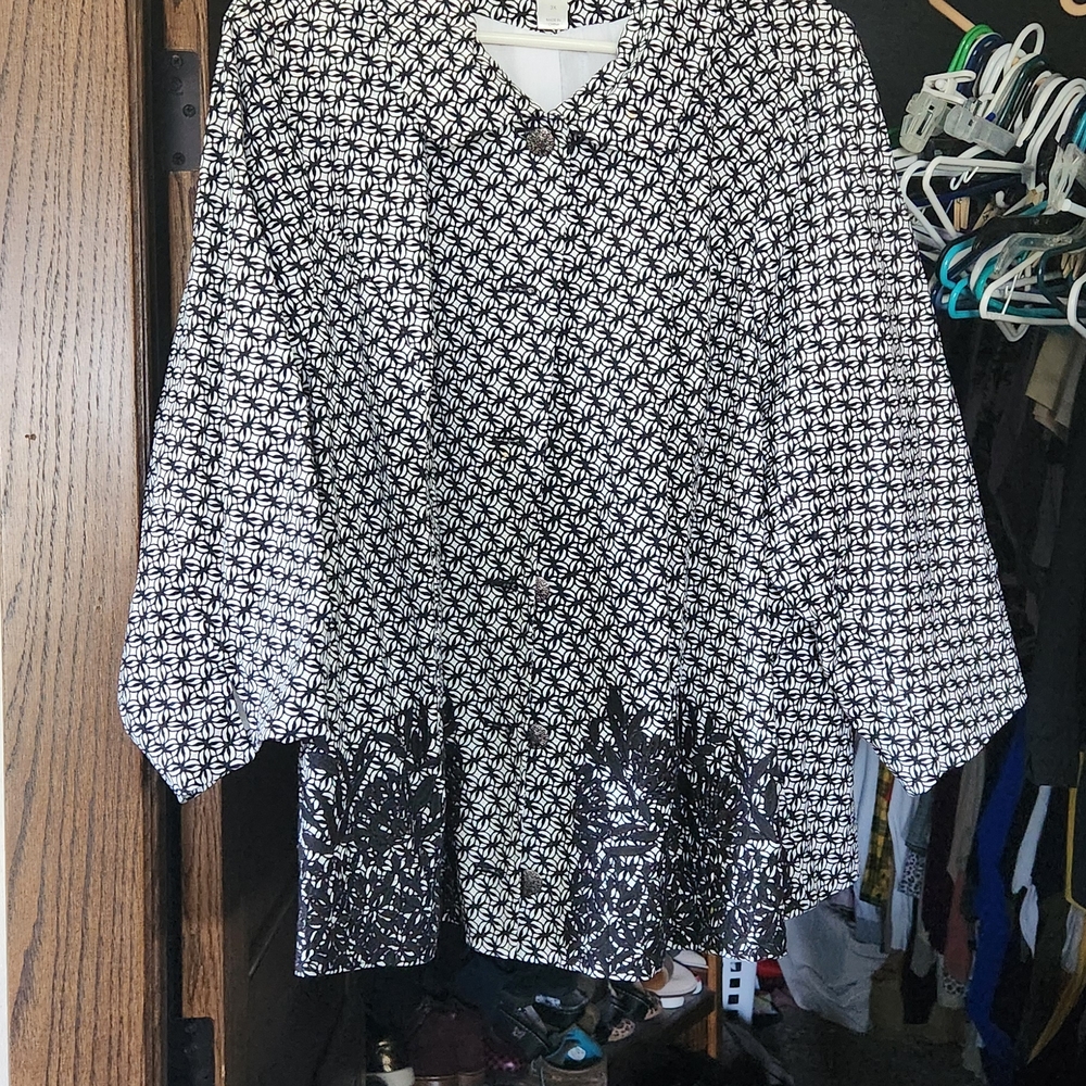 CJ Banks Black and White Houndstooth Blazer